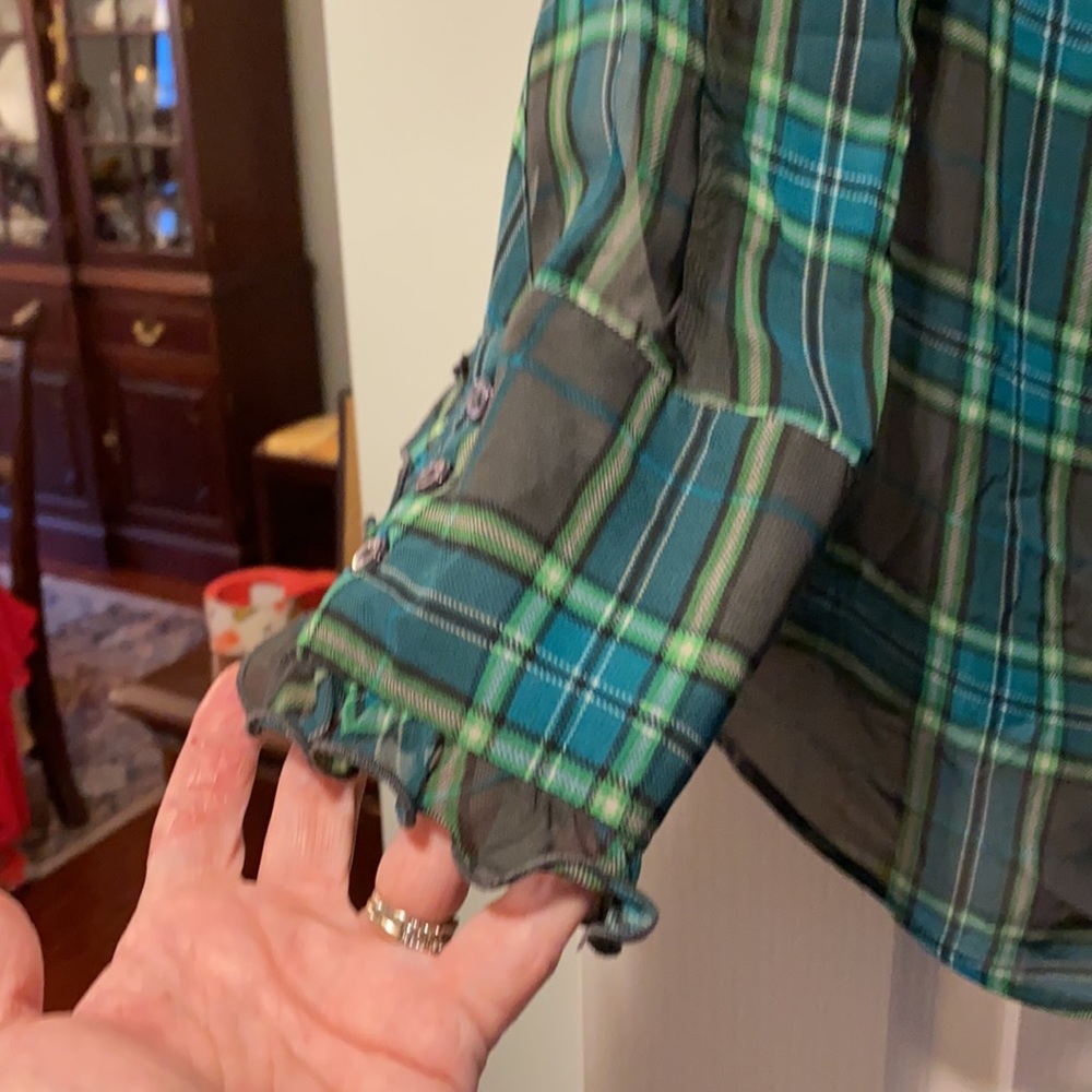 Women’s brown and green plaid ruffle front shirt - Picture 5 of 5